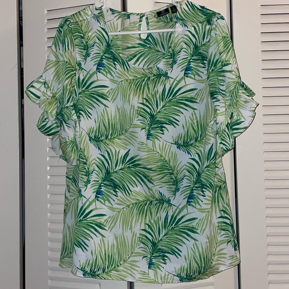 Versona Large green leaf short sleeve shirt